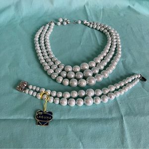 Vintage Laguna Pale Aqua Blue Faux Pearl set